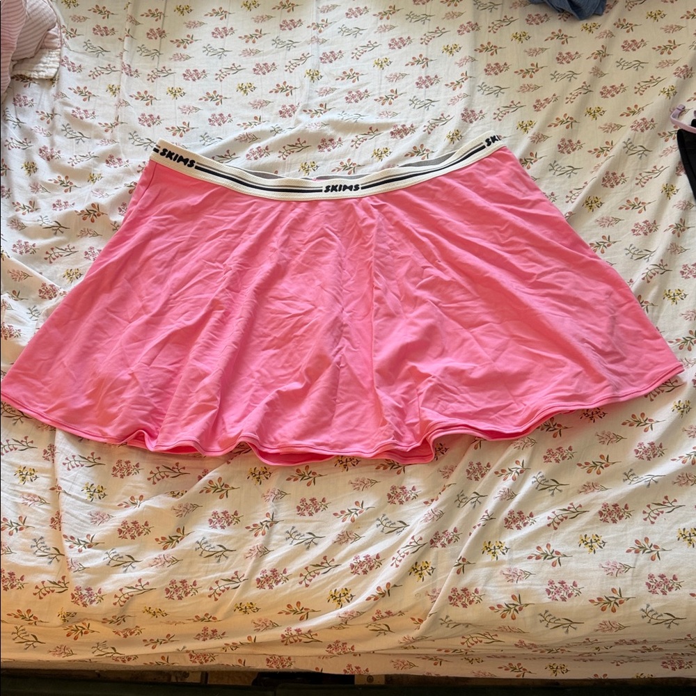 Skims tennis skirt